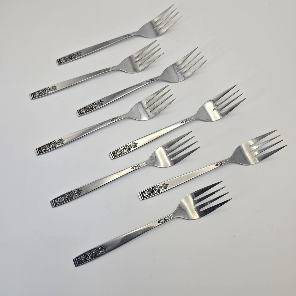 Young‎ Rose Imperial Intl Stainless Salad Forks Set of 8 Flatware 6.5"